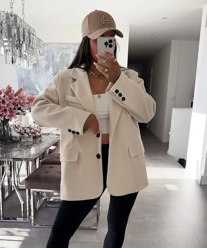 Beige ruimvallende blazer