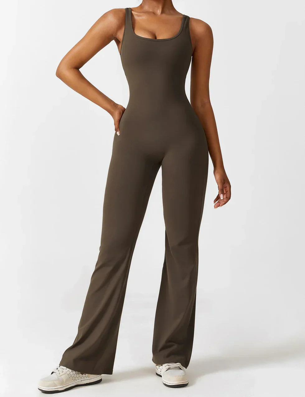 Flared Scrunched V-Back Jumpsuit voor Dames
