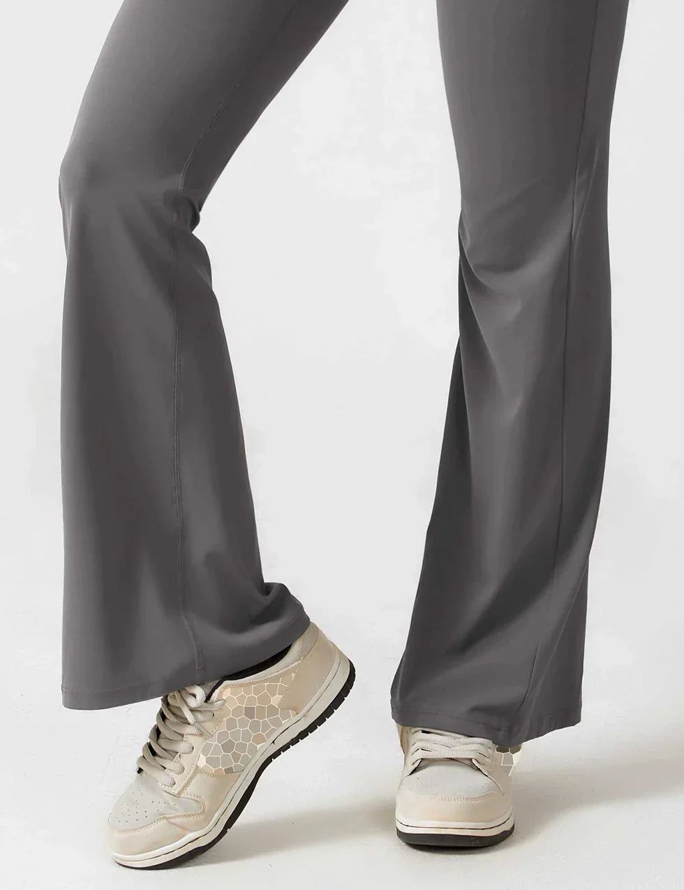 Flared Scrunched V-Back Jumpsuit voor Dames