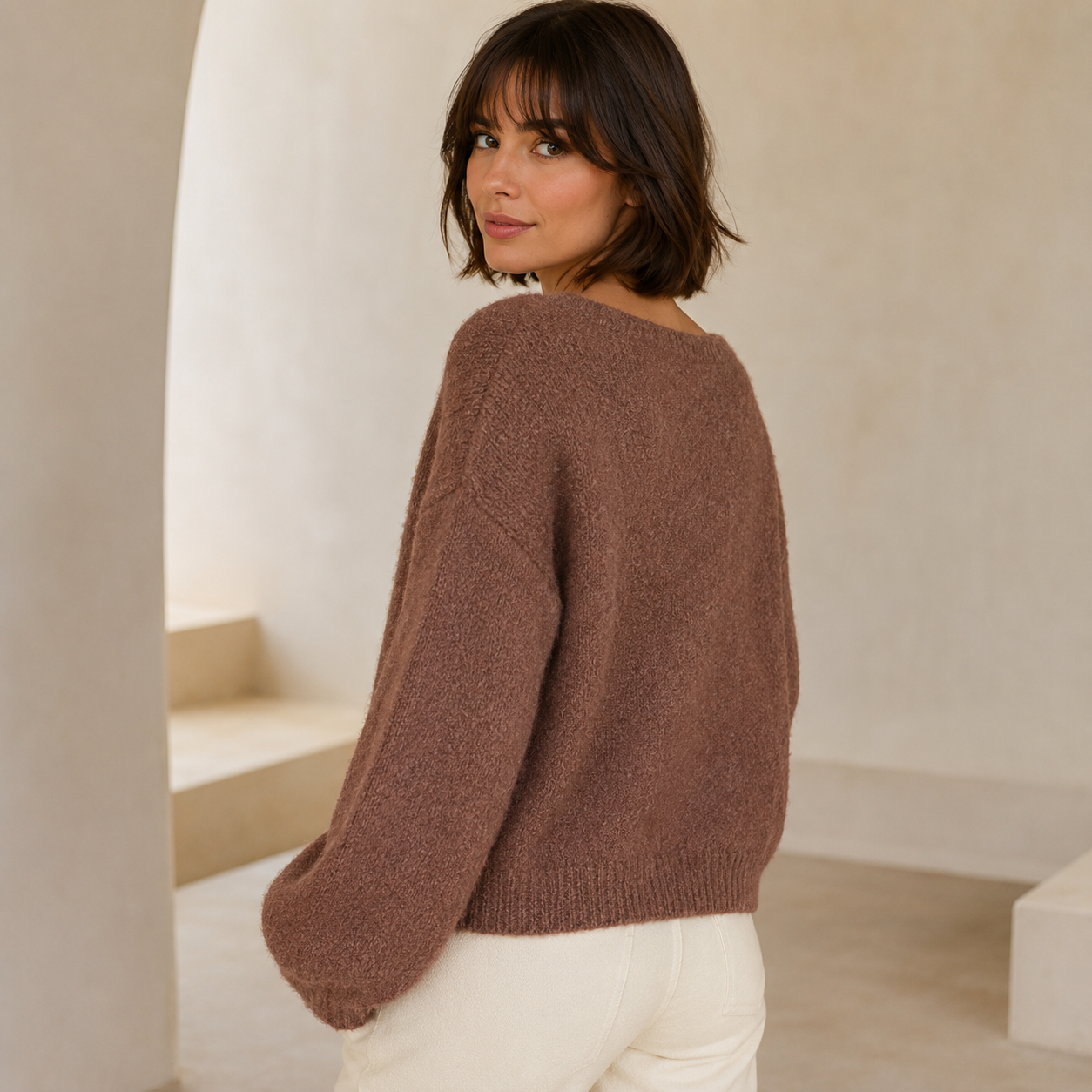 Donna Trui | Dames gebreide trui met strik en romantische lantern mouwen