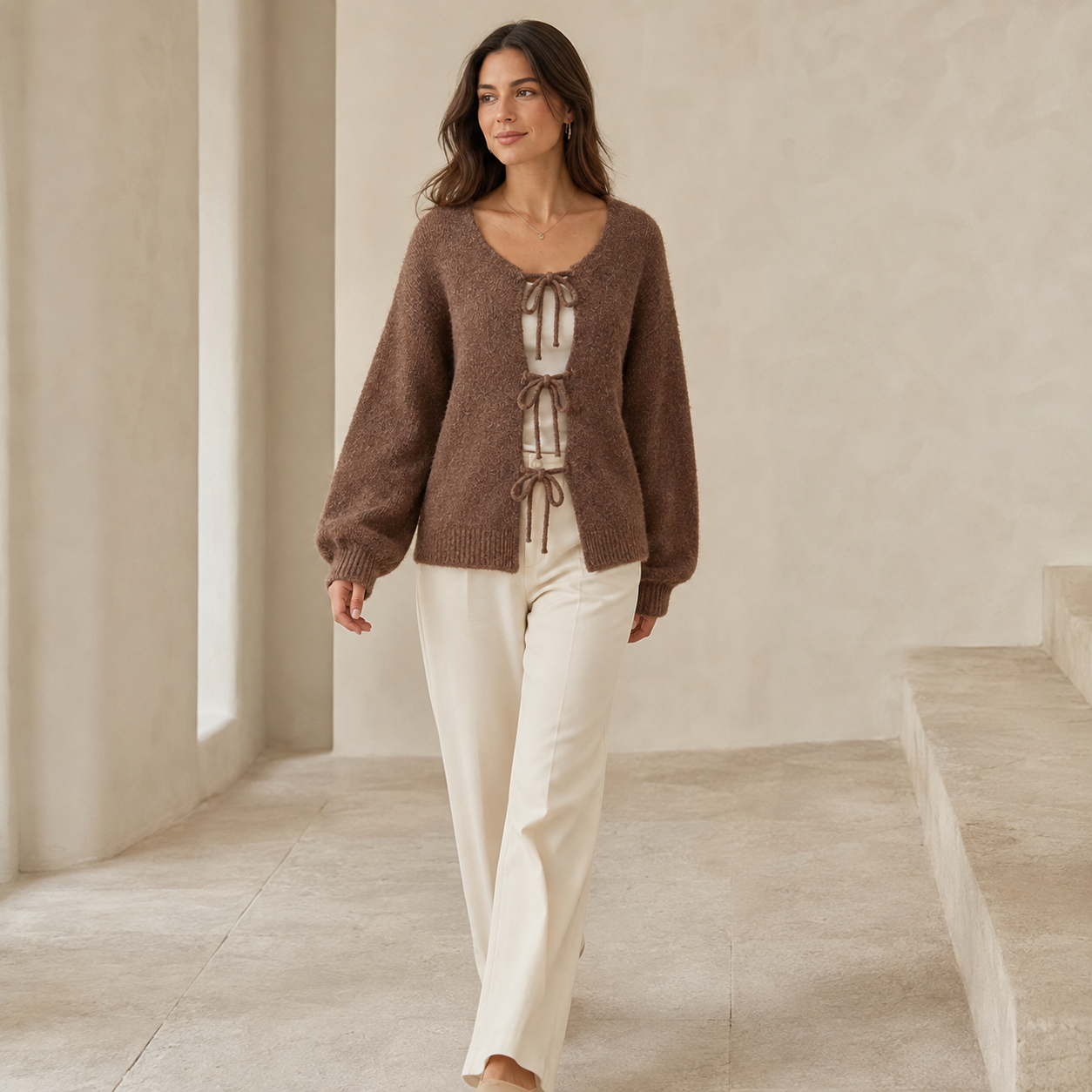 Donna Trui | Dames gebreide trui met strik en romantische lantern mouwen