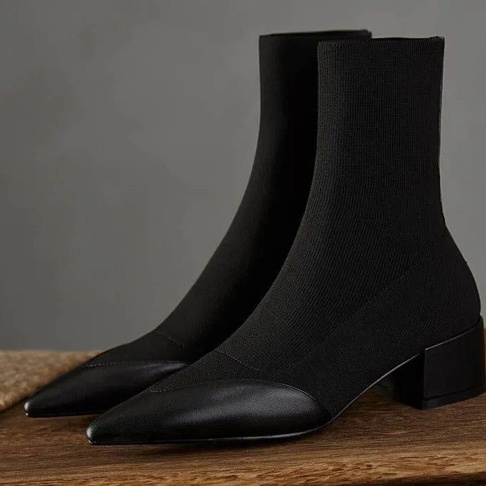 Charlotte - Elegante soklaarzen met leren accent