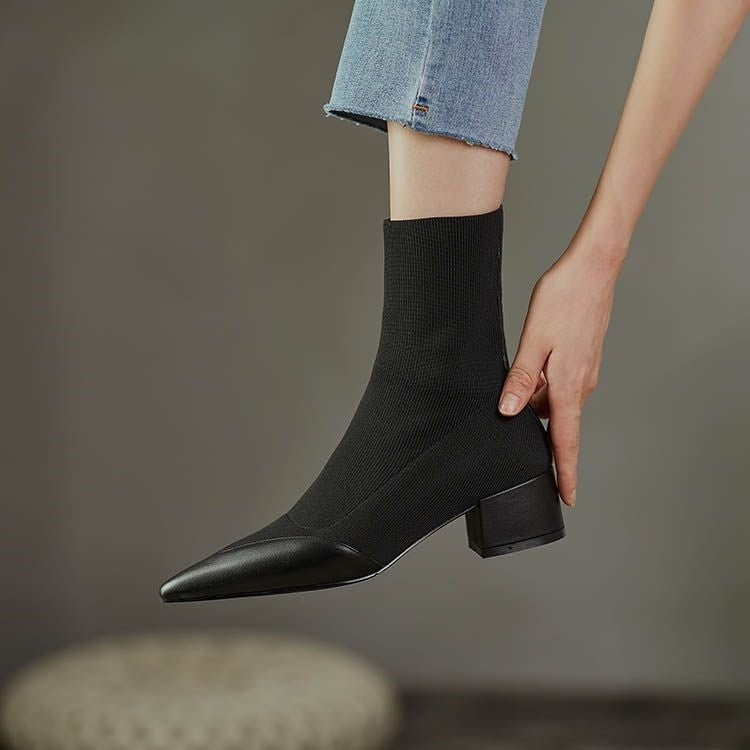Charlotte - Elegante soklaarzen met leren accent