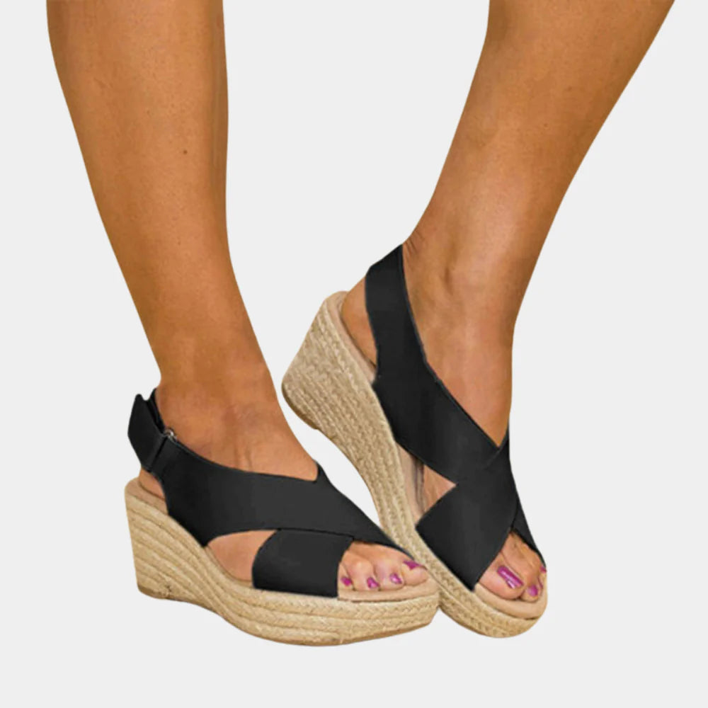 comfortabele sleehak sandalen