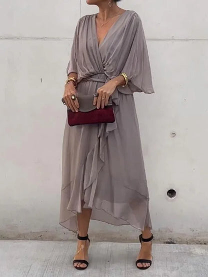 Louisa – Chiffon jurk met v-hals