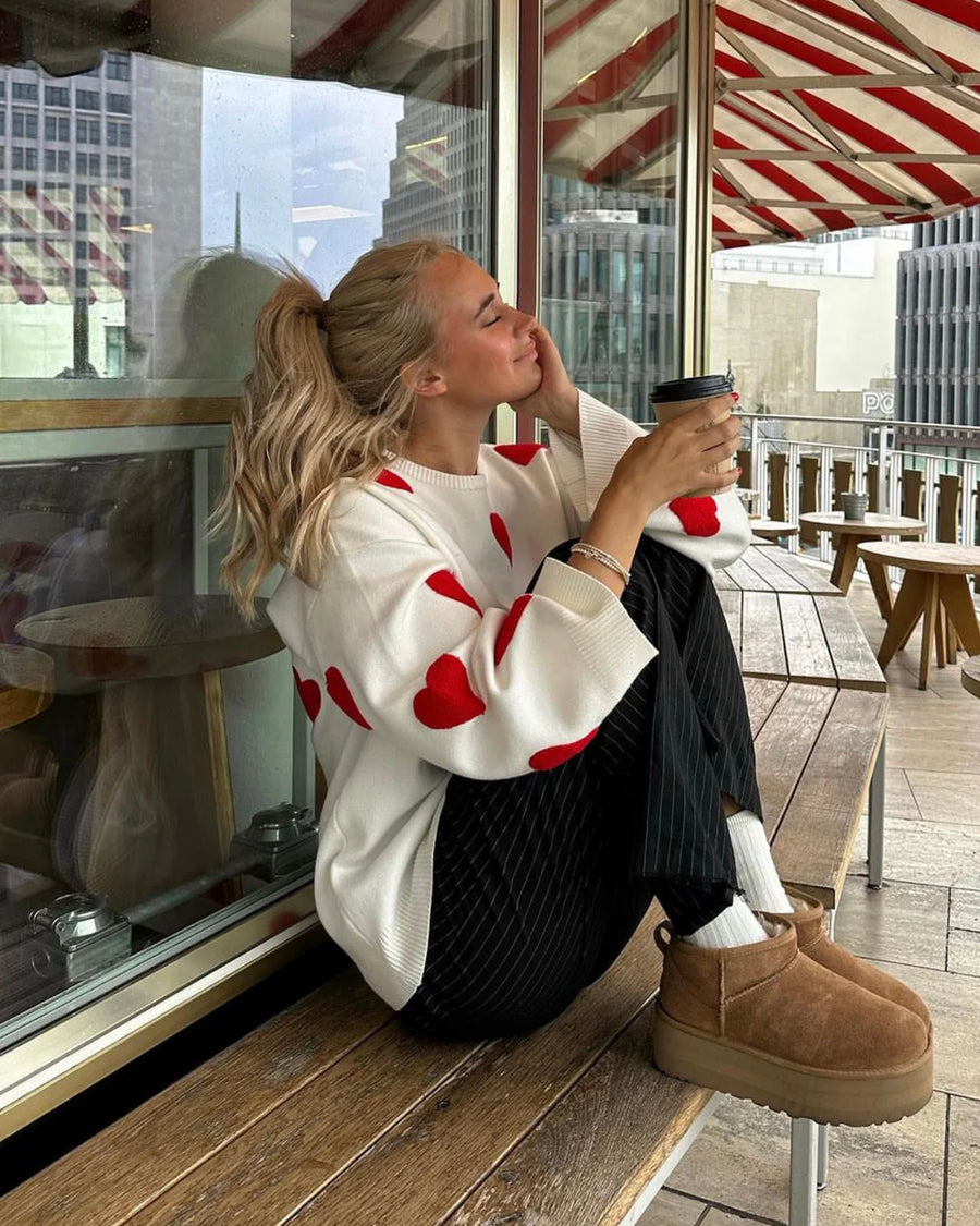Dolce Comfy Love Trui | Damestrui van 100% Katoen met Oversized Pasvorm en Distressed Details