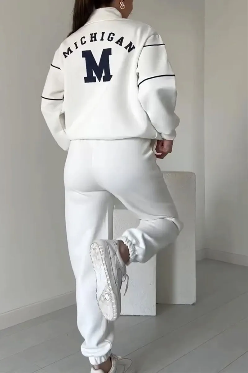 Megan Tracksuit | Dames trainingspak met halve rits en varsity-stijl