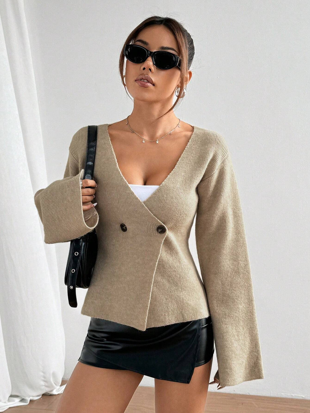 Jevanna vest met knopen dames | Elegante vest met klassieke pasvorm en zachte stof