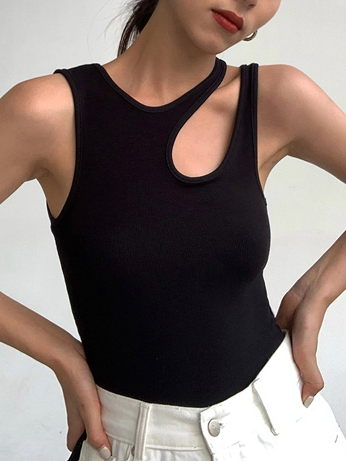 Lauren - Cutout Tanktop