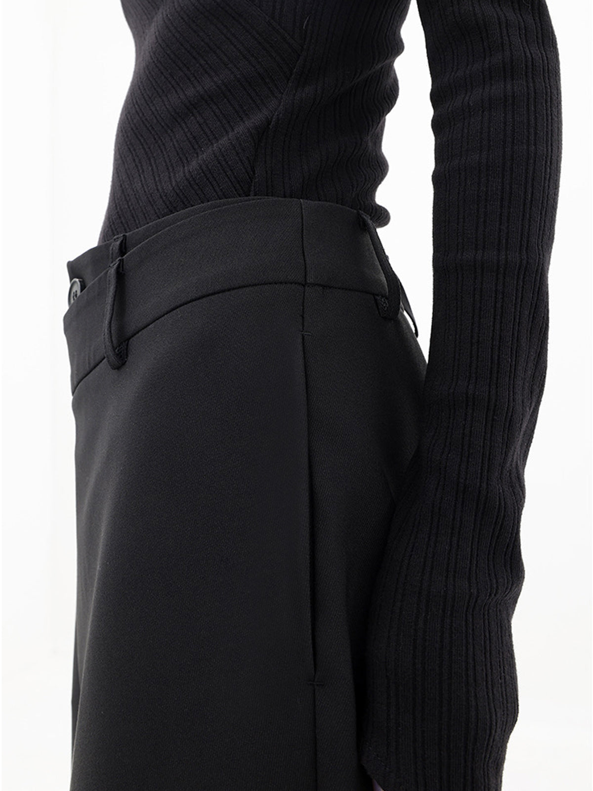 Penelope - Asymmetrische Gelaagde Wijde Broek met Knopen