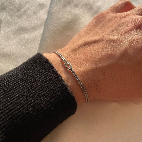 Rachel - Minimalistische Liefdesknoop Armband