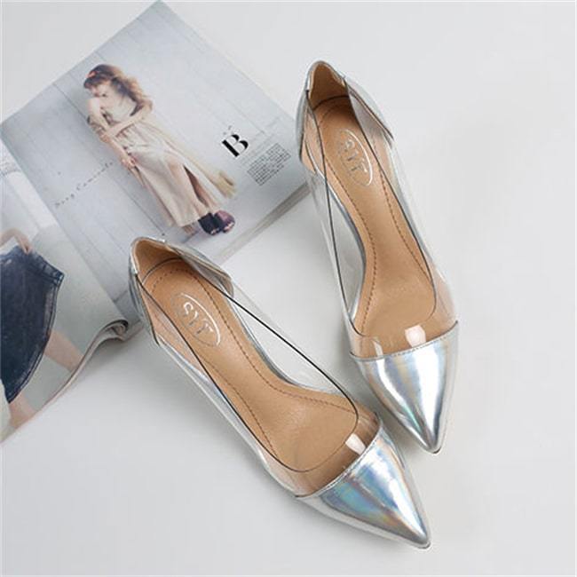 Thea - Hoge Stiletto Pump Met Puntige Neus En Transparante Zijband