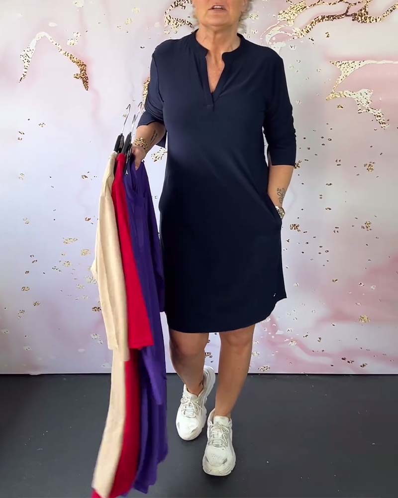 Trisha -  Effen Jurk Met V-Hals
