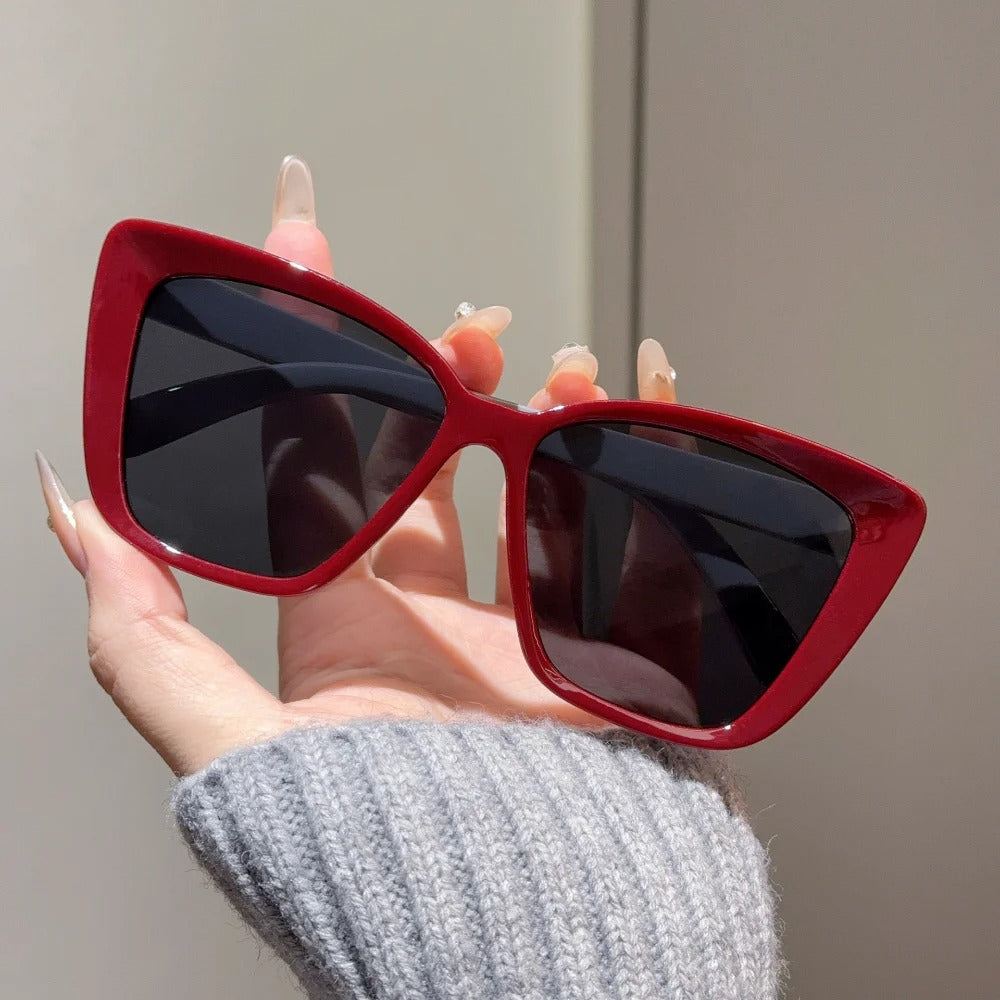 Dames zonnebril met cat-eye design – retro stijl en UV400-bescherming voor een elegante zomerlook