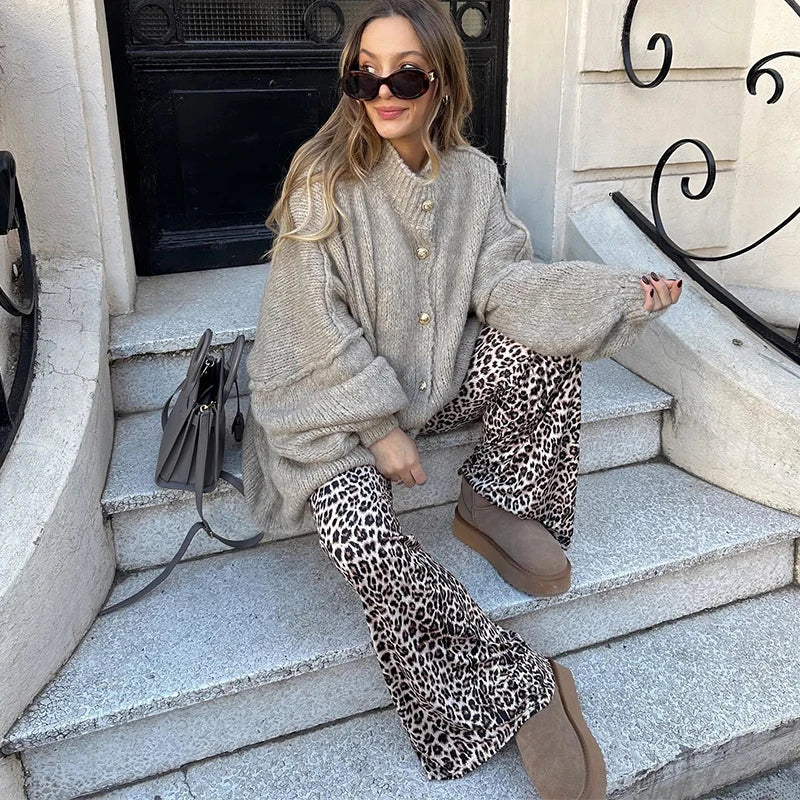 Zara - Oversized Cardigan Met Gouden Knopen