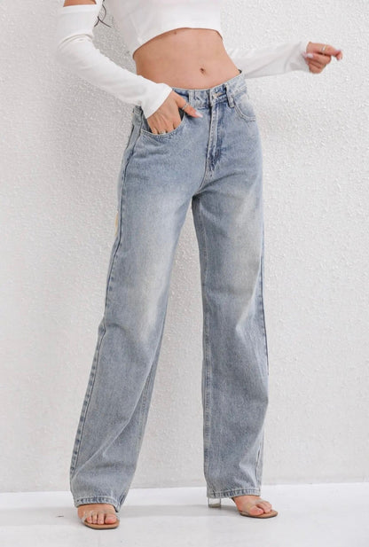 Livia - Vintage Ripped Jeans